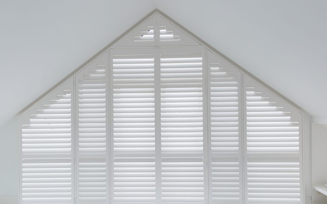 Hardwood Shutters – Triangular with Stepped Rail – Vaucluse