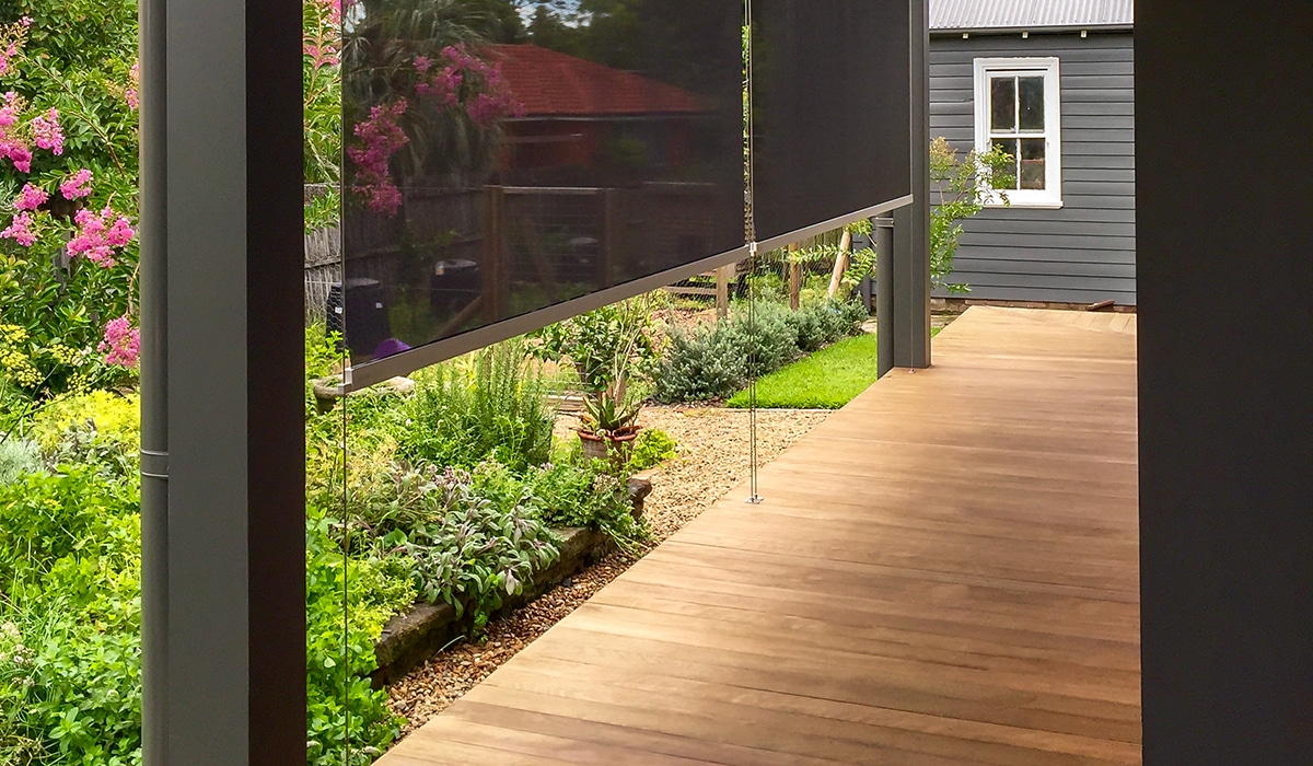 external-roller-blinds---with-guide-wires-1