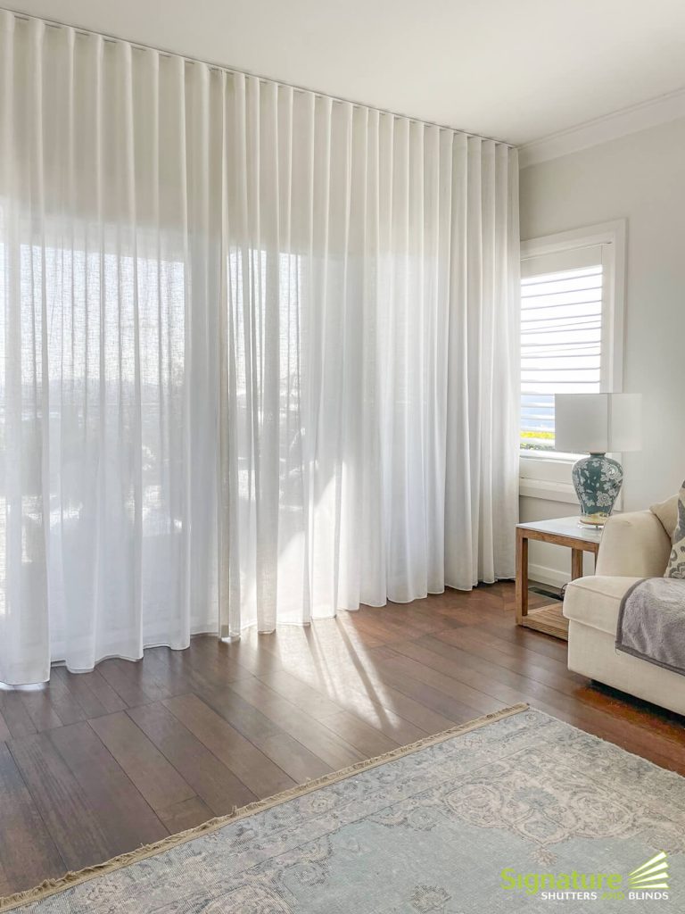 S-Wave Curtains with Standard Drop