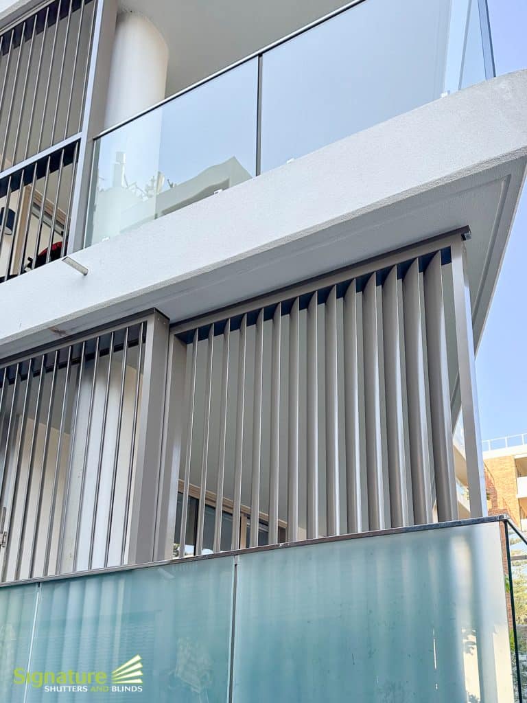 Vertical Louvres as Privacy Screen